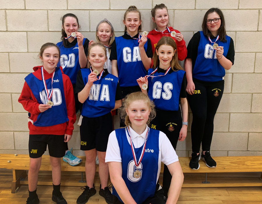 Netballers Scoop Silver