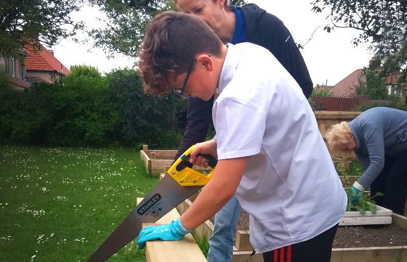 Students & SCAG Get to Work